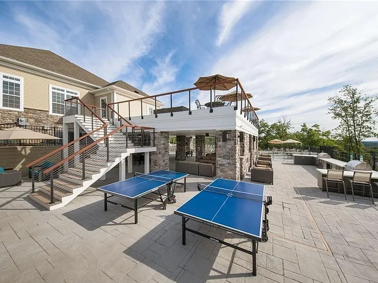 824 Center Meadow Ln — Photo 41