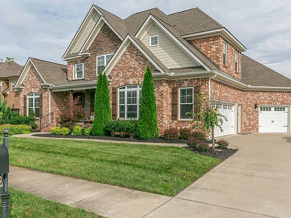 3rd image of 2017 Rolling Creek Dr
