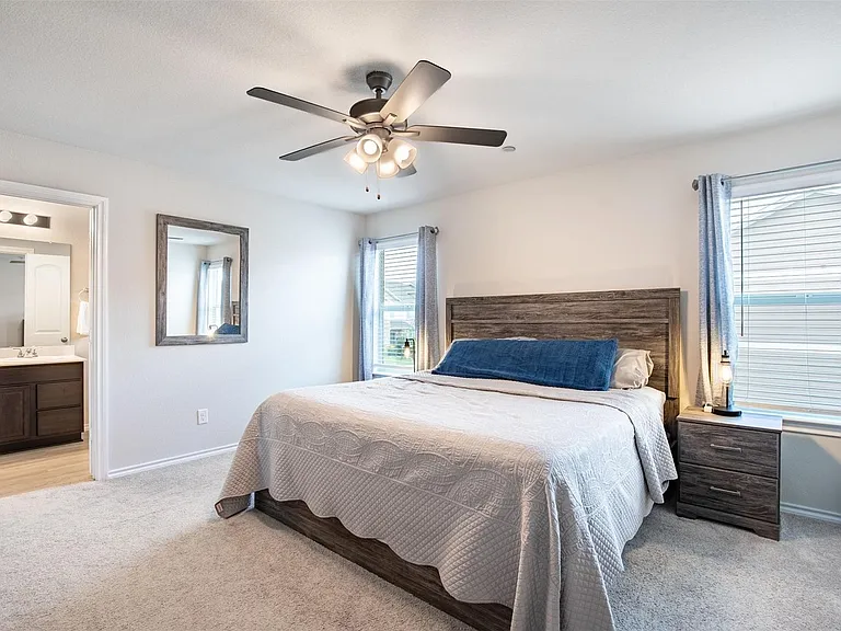 2308 Davenport Dr — Photo 22