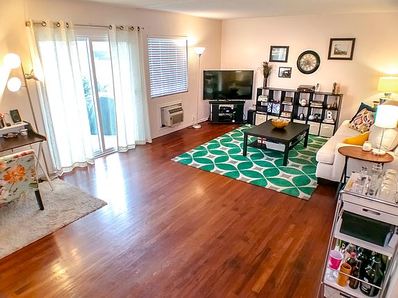 4th image of 6259 Coldwater Canyon Ave Unit 31