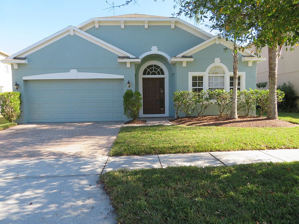 1st image of 415 Cortona Dr