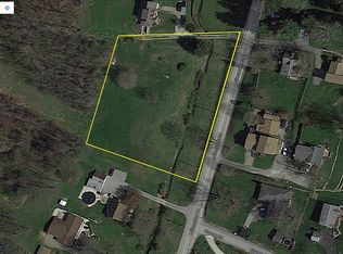 212 Millersdale Rd, Greensburg, PA 15601