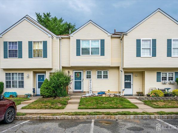 822 Darlington Dr