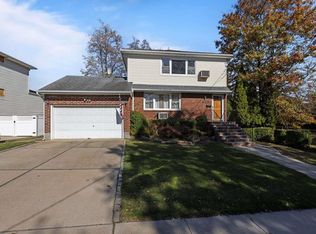 836 2nd Ave, Franklin Square, NY 11010