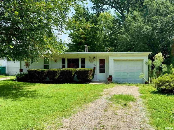 265 Silver St, Galesburg, IL 61401