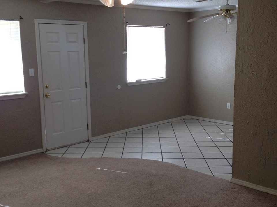Dining Area with ceramic tile