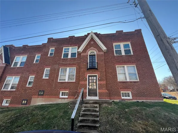 7080 Mitchell Ave, Saint Louis, MO 63117