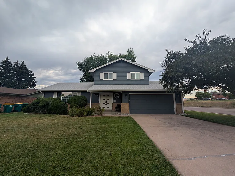 301 S Lamar St — Photo 1