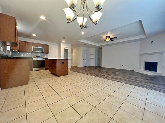 3rd image of 1250 Wysteria Ln
