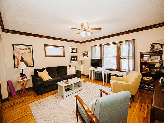 3rd image of 1630 Marshall Ave APT 8