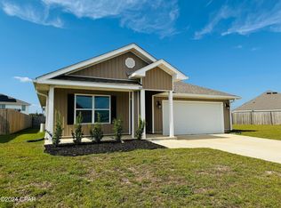 120 Tiller Dr, Panama City, FL 32404