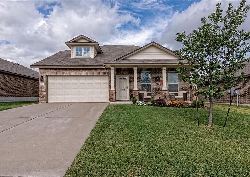 1st image of 11321 Haggerman Dr