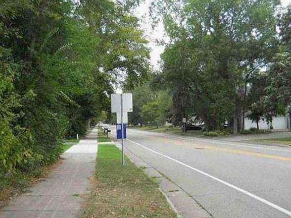 5th image of 7700 Long Lake Rd