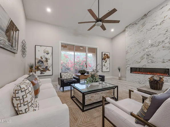 8941 E MAPLE Drive, Scottsdale, AZ 85255