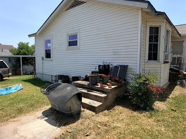 744 Chilton St, Marlin, TX 76661