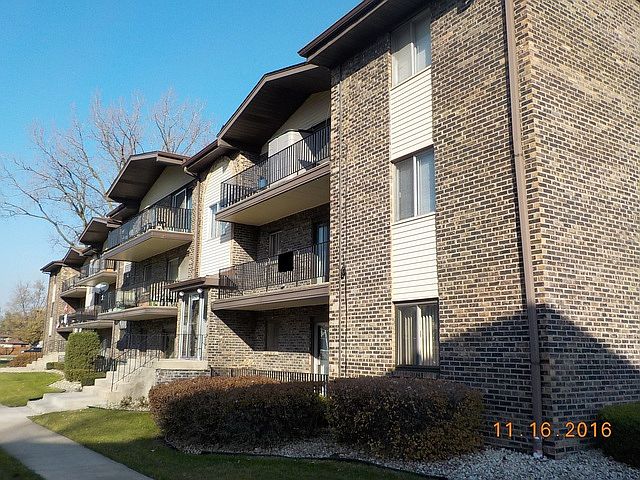 1st image of 13526 Lawler Ave APT 32