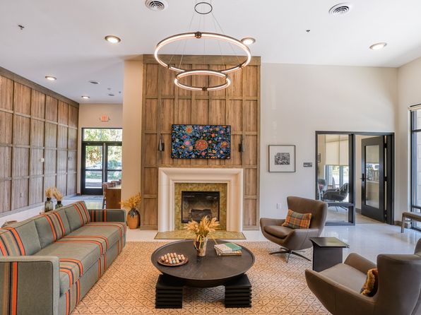 220 E Front St #875e42475