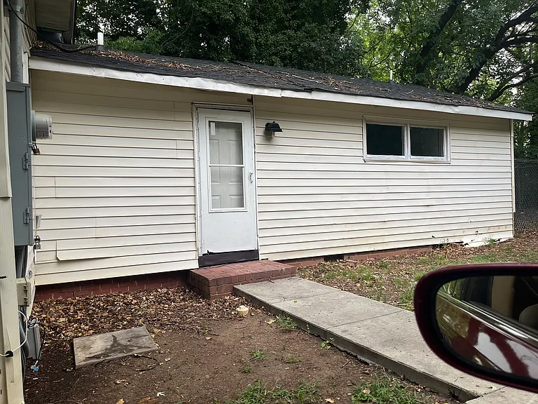 1511 Highland Ave — Photo 17