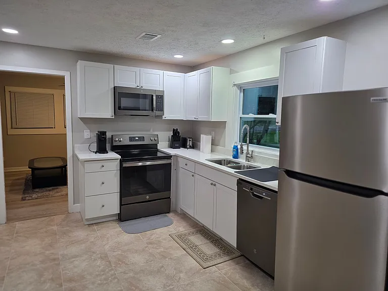 4453 Pharr Ave — Photo 14
