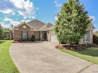 8 Riverhills Ct, Tallassee, AL 36078