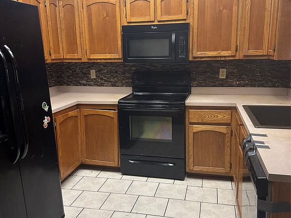 5th image of 512 W Franklin St