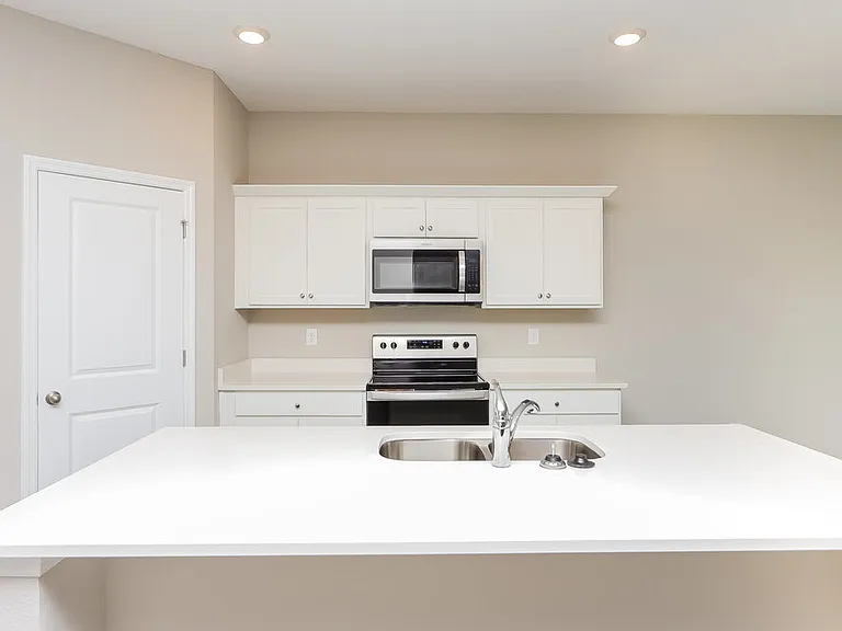 939 Kelly Fern Loop — Photo 7