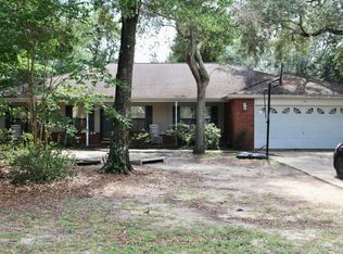 104 Arrowpoint Cv, Valparaiso, FL 32580