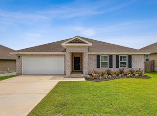 5541 Guinevere Ln, Milton, FL 32583
