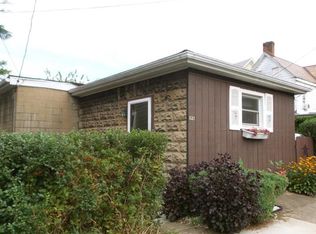 121 N 7th St, Jeannette, PA 15644