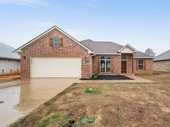 124 Rose Row, Winona, TX 75792