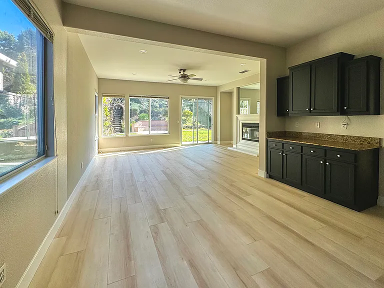 5181 Stone Canyon Dr — Photo 18