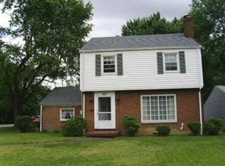 203 Forest Park Dr, Youngstown, OH