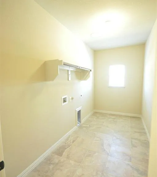 600 Falcon Dr — Photo 15