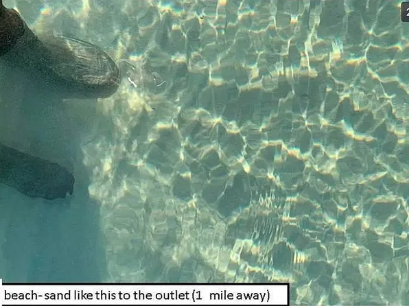 71 Broadway St, Frankfort, MI 49635