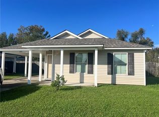 1203 S Sky Ave, Gonzales, LA 70737
