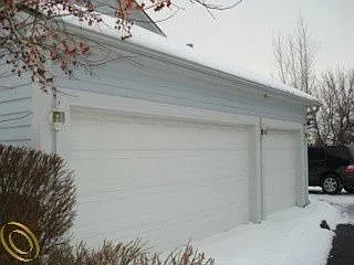 13735 Windmoor Dr photo 1