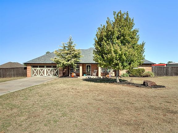 2nd image of 4105 Frontier Ln