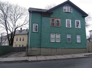 16 Erastus St, Providence, RI 02909