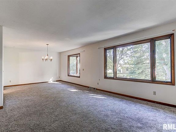 4th image of 74 Stony Creek Dr