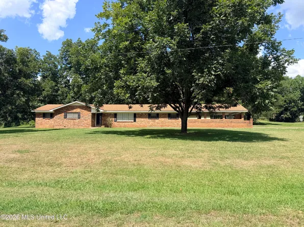 254 Taylor Dr, Morton, MS 39117