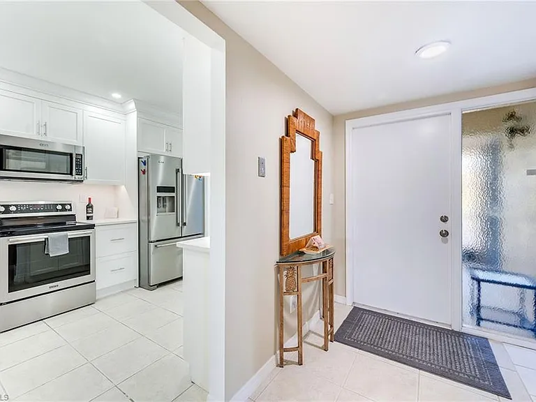 1802 Kings Lake Blvd #2-101 — Photo 16
