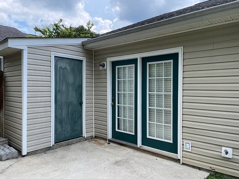 1310 Triple Tree Ln SW — Photo 15