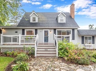 836 Maxwell St, Lake Geneva, WI 53147