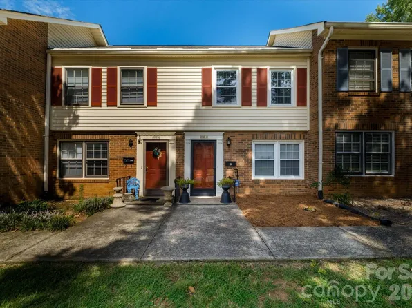 6810 Farmingdale Dr APT D, Charlotte, NC 28212