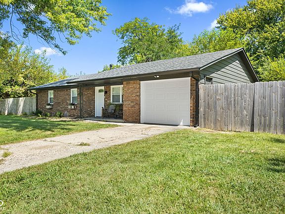 2nd image of 2437 Chappie Ln