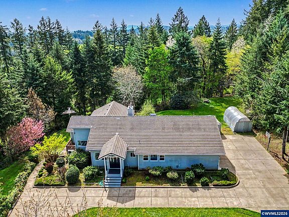 3rd image of 25100 Aurora Ln