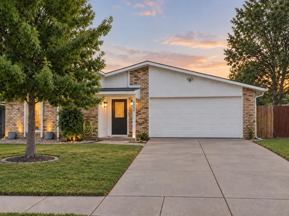 3820 Aspenwood Dr, Bedford, TX 76021