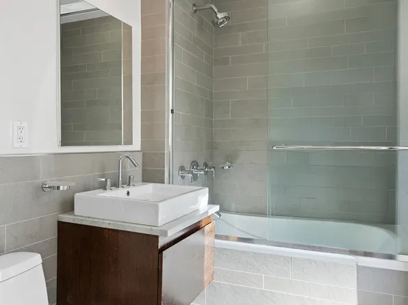 303 East 77th Street image 8 of 13