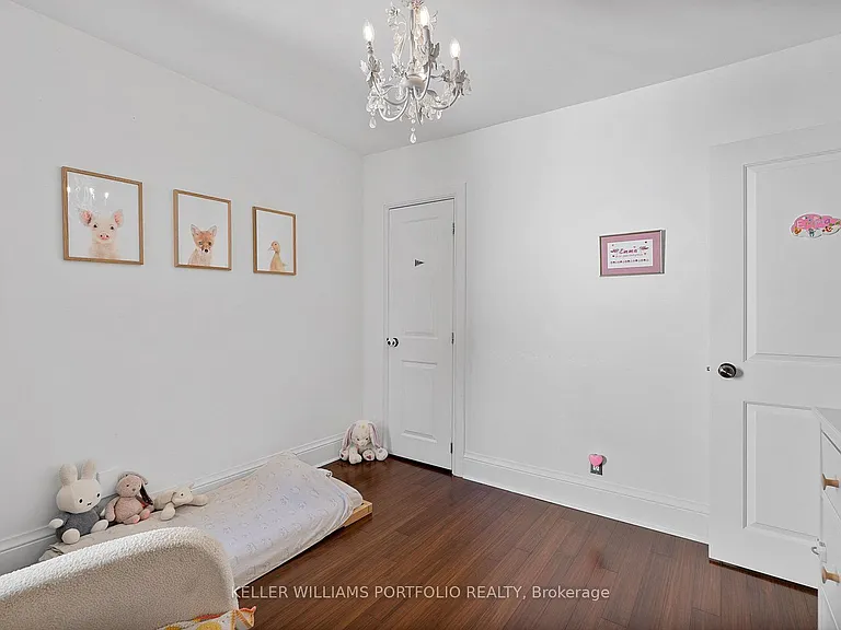 28 Tiverton Ave — Photo 30