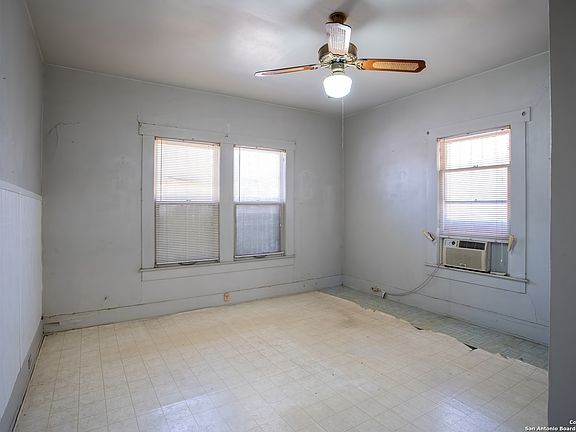2nd image of 426 CINCINNATI AVE